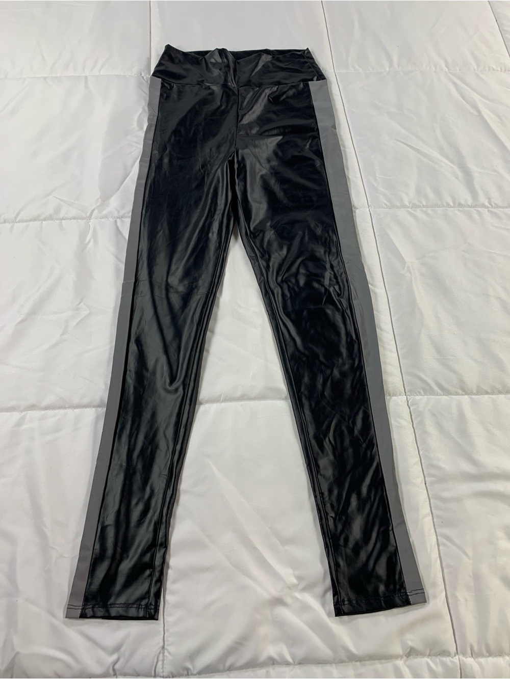 Pre loved FASHION NOVA pants womens size S